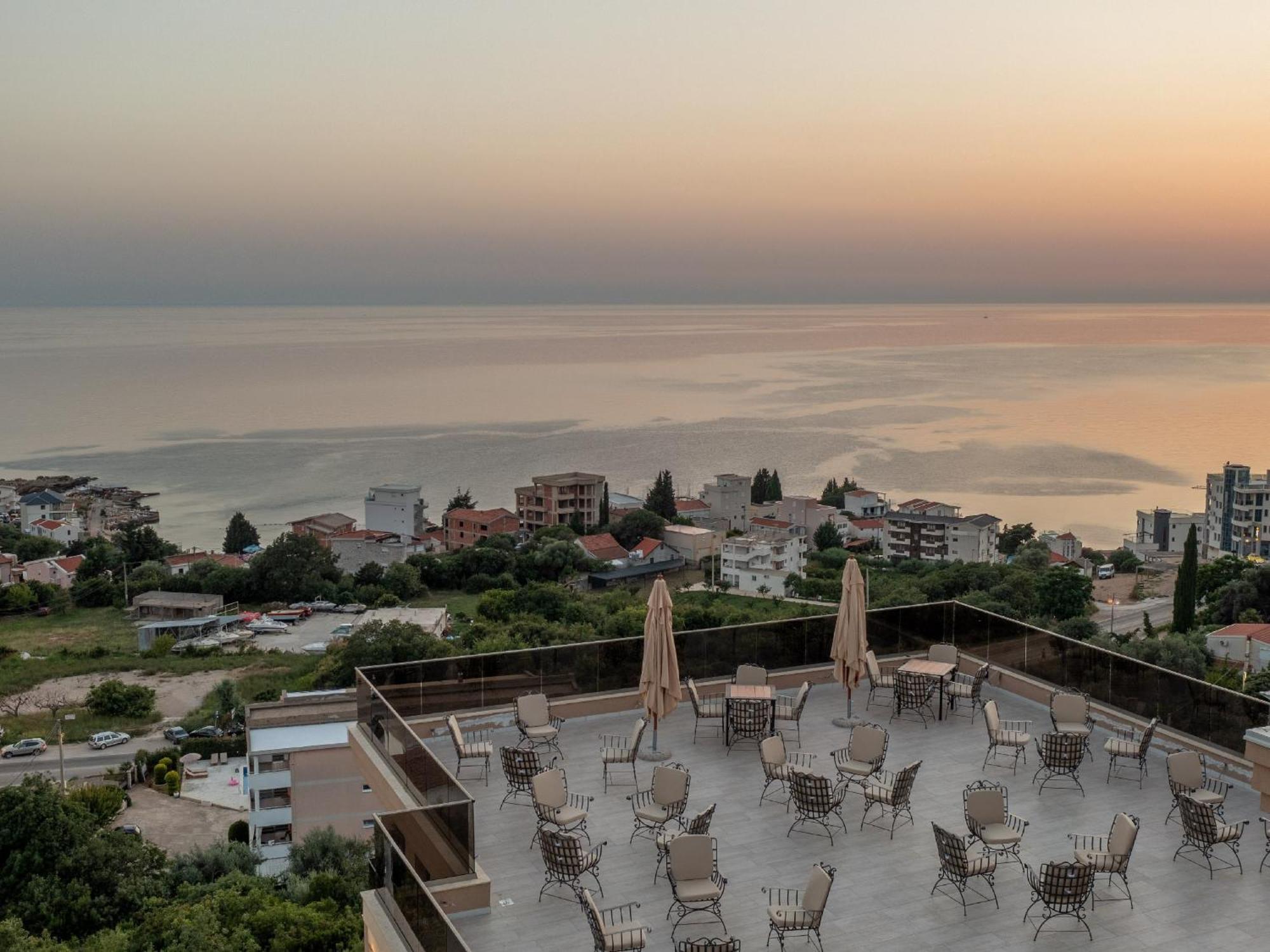 Hotel Diman Dobra Voda Exteriér fotografie